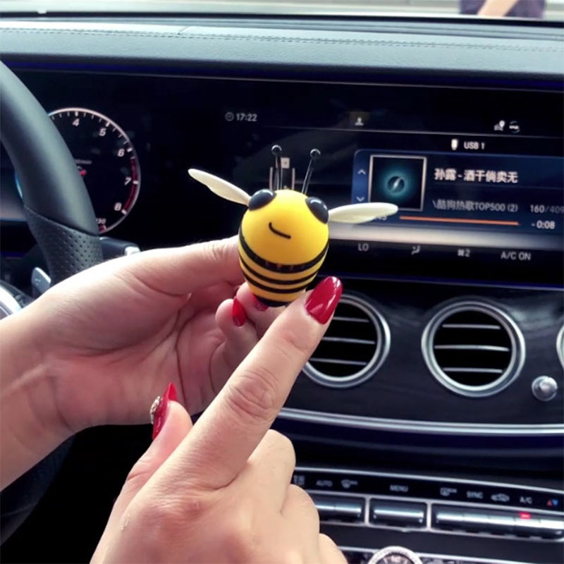 New Cute Bee Car Air Freshener - Perfume Fragrance Time 评论和价格