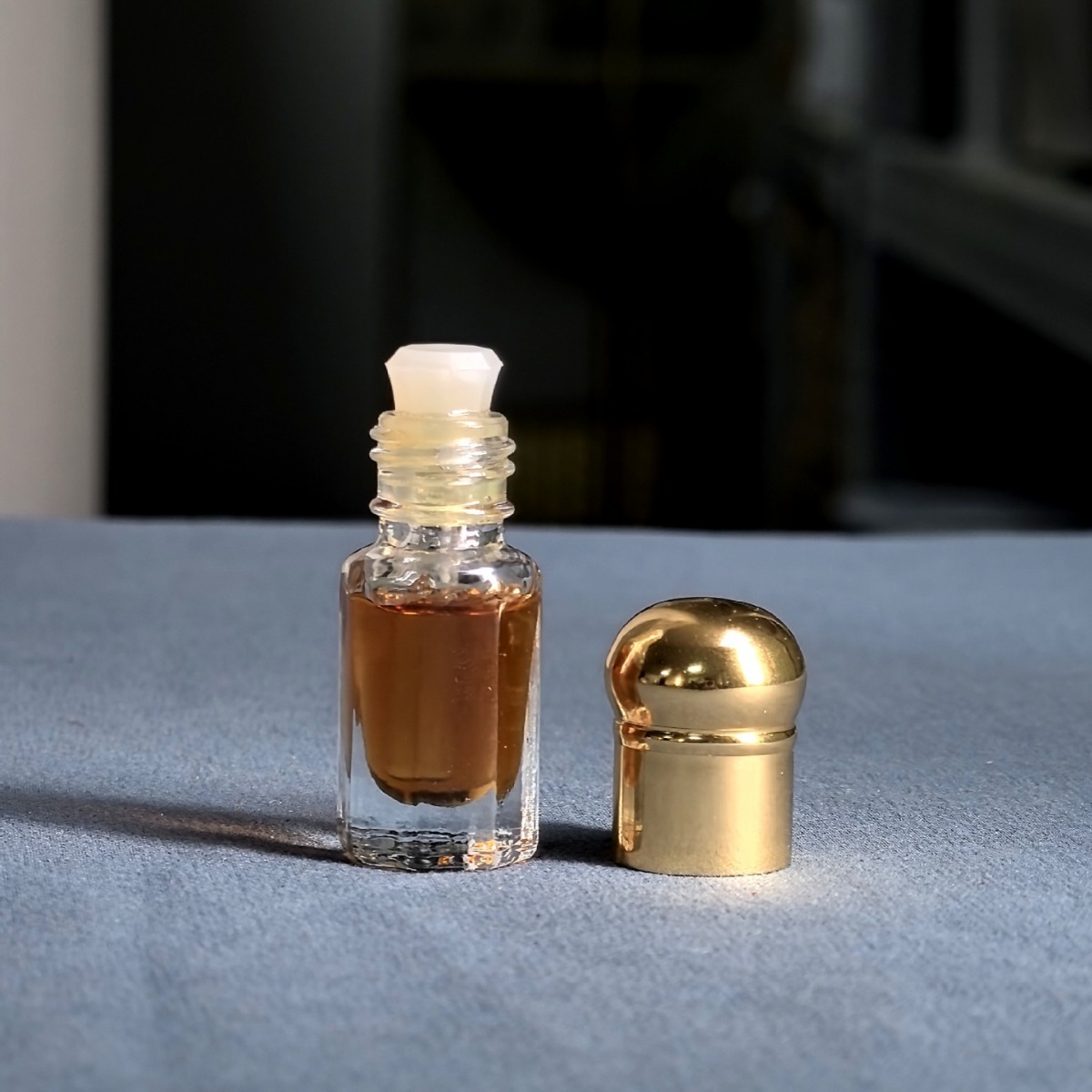 Natural Pure Agarwood Essentia - Sandalwood Perfume Oil 评论和价格